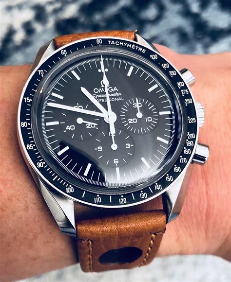 men's omega speedmaster professional